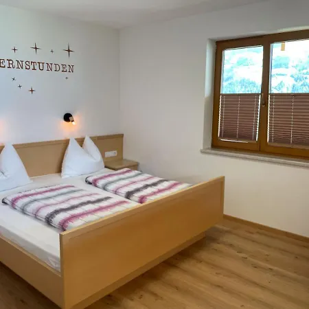 Ferienhaus Gruppenhaus Zur Schoensten Aussicht Zellberg